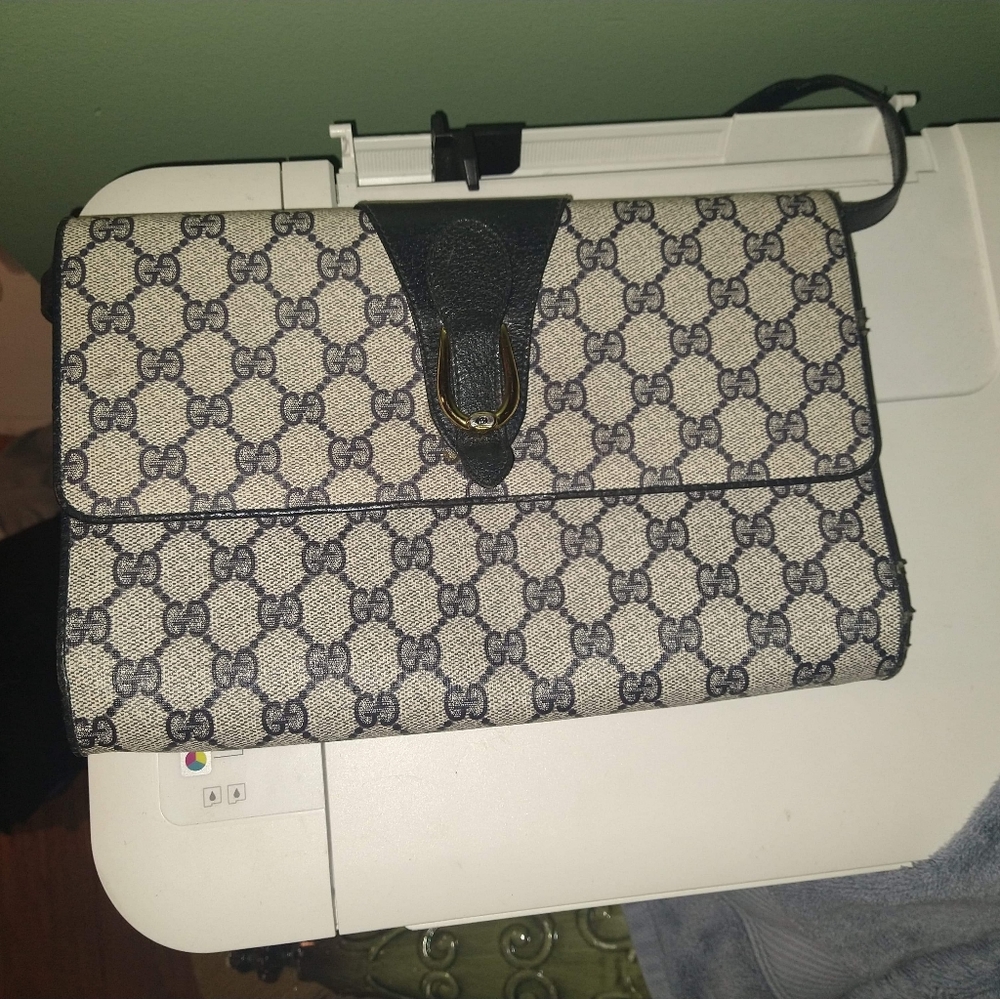 Vintage G clutch